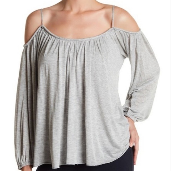 bailey 44 cold shoulder top